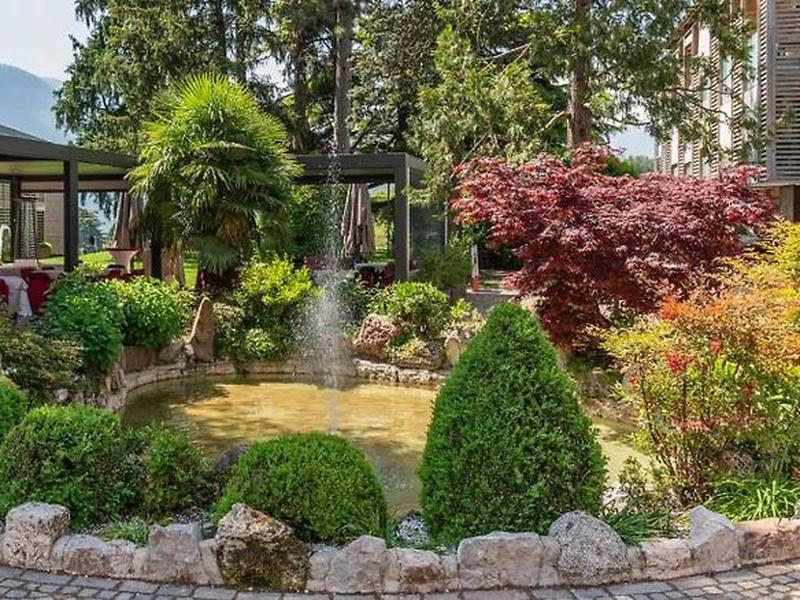 5A6F869A191A11169DE611BAB9709456