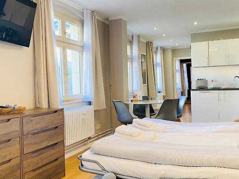 067F87DA16C3420F15389C1093A2B757