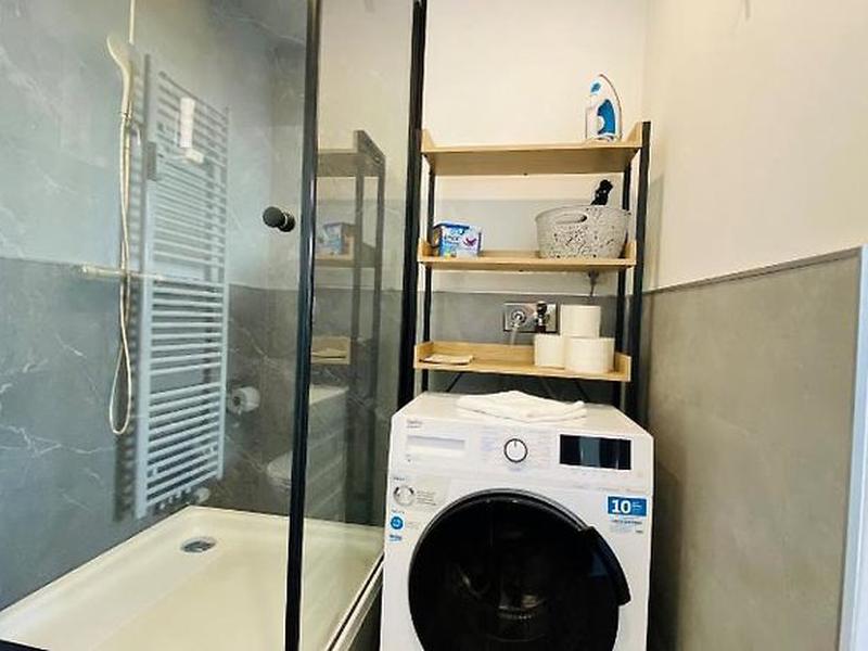 943F3982BCFEC513A5A7D89E9D575268