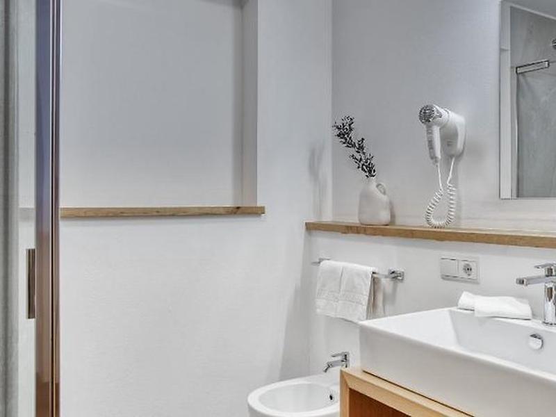 C29B1F753157F45BDF6CFEEC18602E63