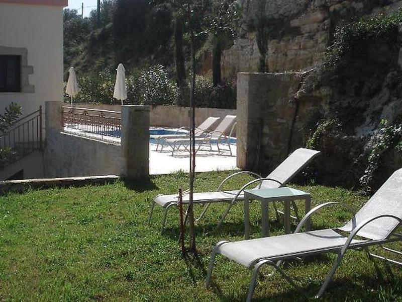 73D28B9C5C68C270F9BE1AC783C95C13