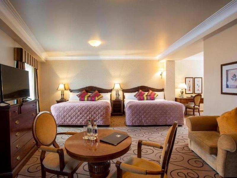 1737EE5E3C70C3072AEE56624F1D0D53