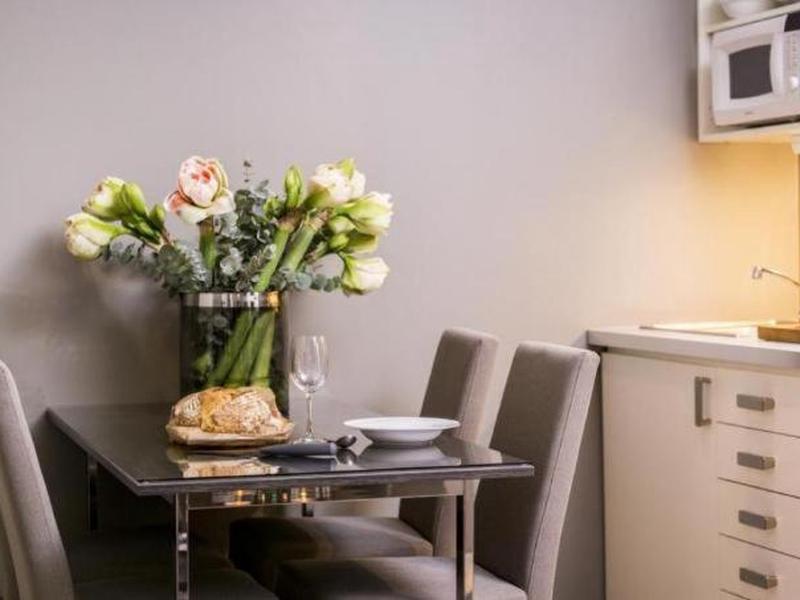 02FC334E3BFA3AE7806E0DA44859B2FC