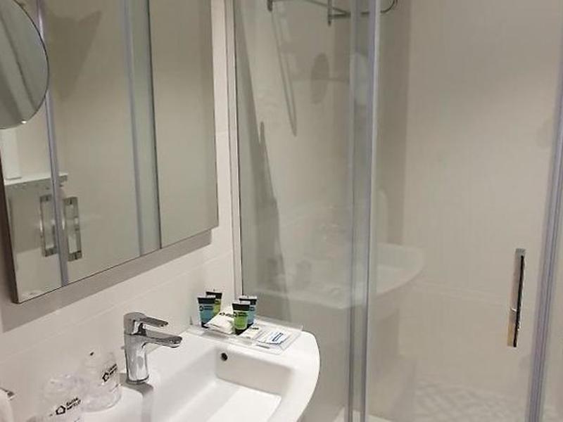 82B9CA4CD1246AD07C6217FFC3C09108