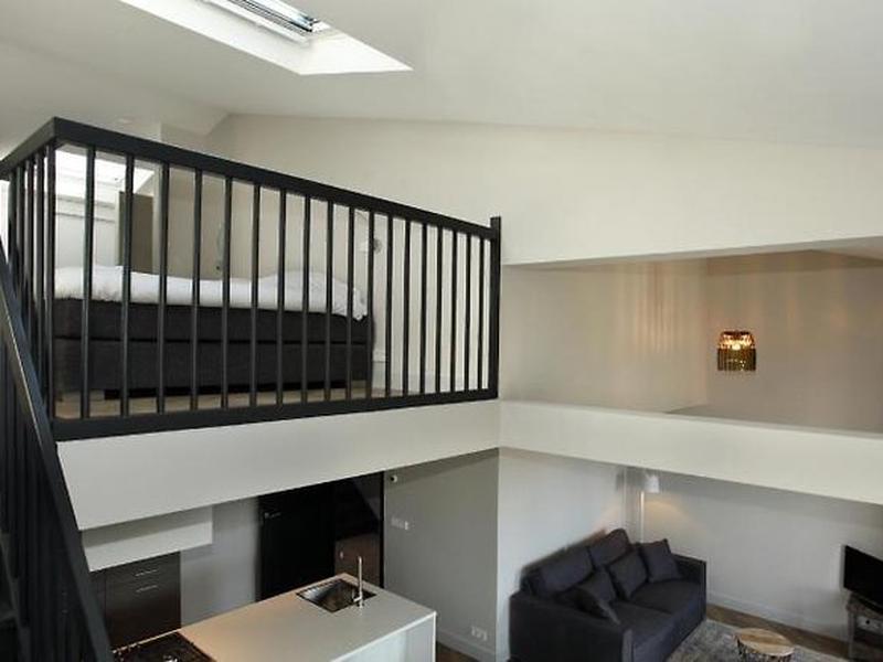 D1CA5B415A7E038D25B1218B4D2DA204