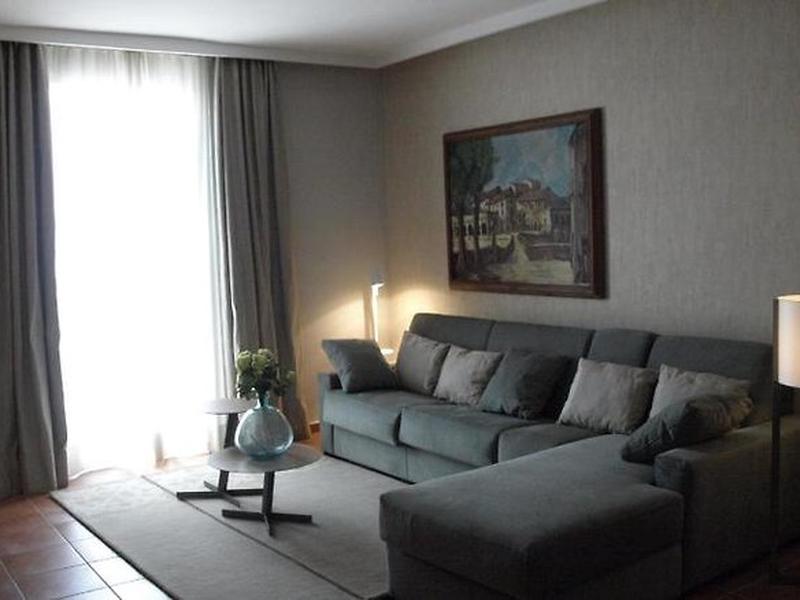 2FC085A49AD45E309E74736AD06BFEC5