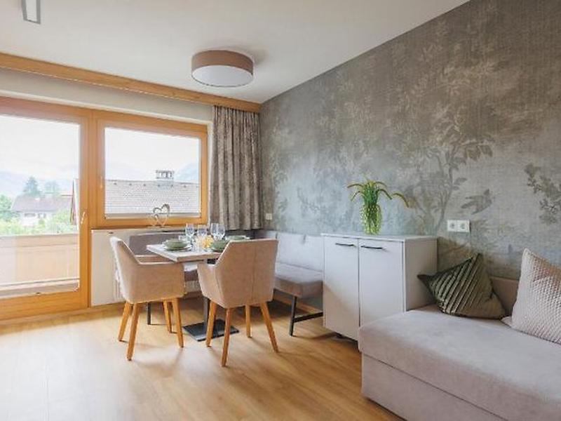 5EF904A693576BE80961BD5B7D4EA1D3