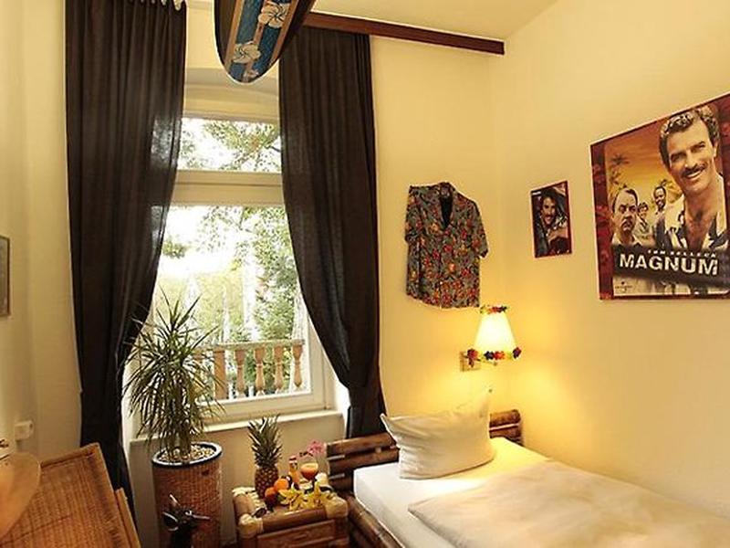 FC1D09D6FEE45429FD98FDB25CAC6816