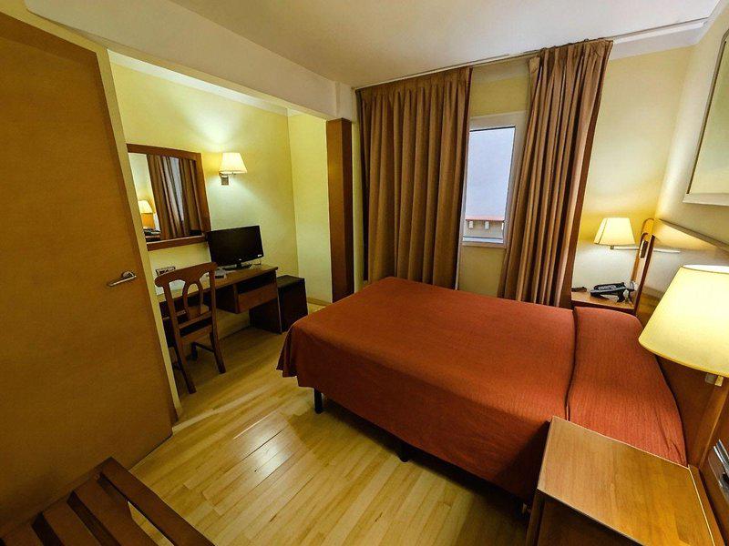 DE5DAC035352991EC9F03F822190AB13