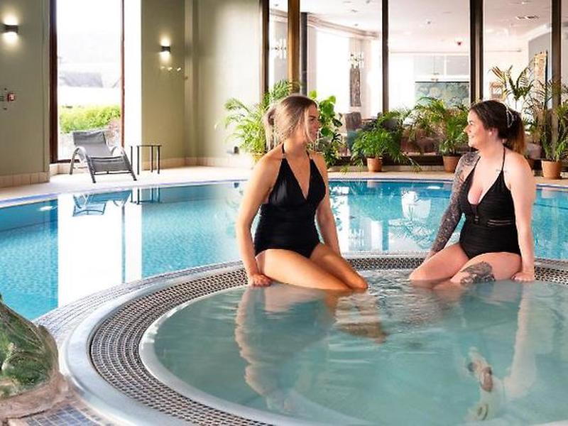 15972DFDA1CBE0F2475F9B94064F1CA8