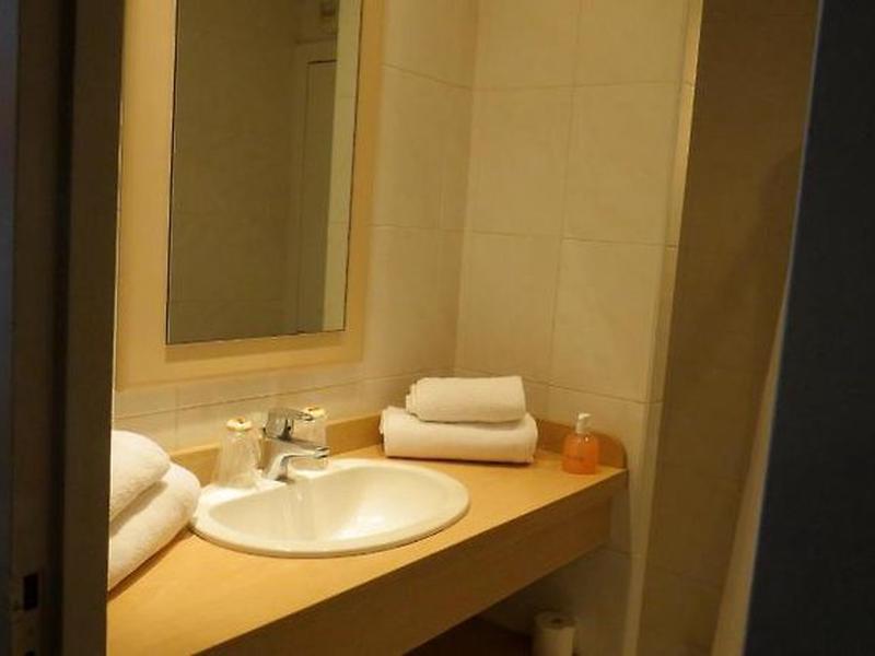 D33232A2363BE116CD54620E9D7ECCDC