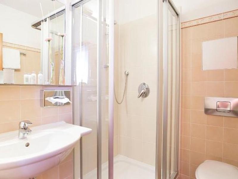 50364F6A500D879EC952D72E4244BDF1