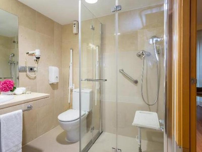 29B3EBFB0D4305E7EC6399973665784F