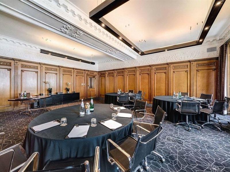 99A2A3E7114F81B1198EC58425CCF513