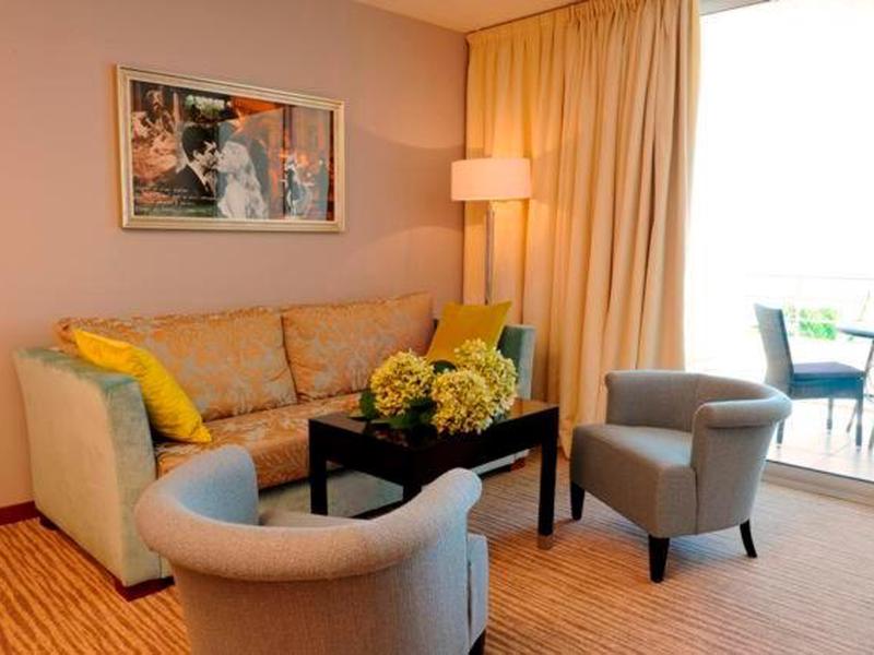 E116E5E867C3F242FBE67C3723083527