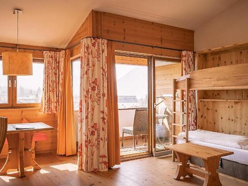 7D57B015B0BD42653F6D9F9811B05068