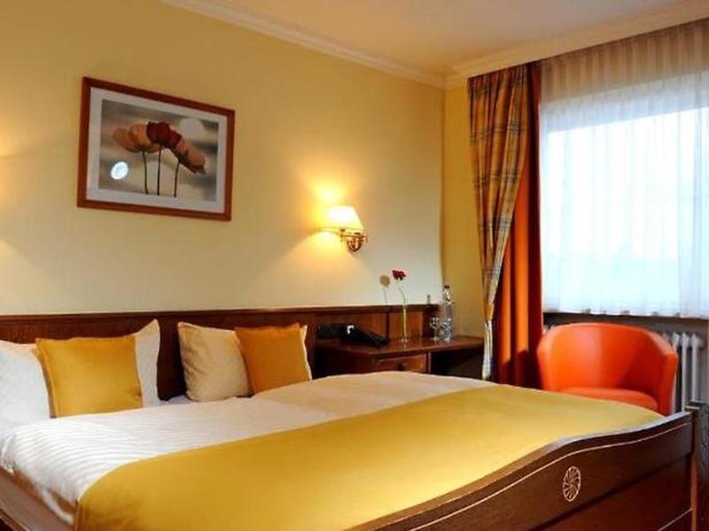 8AFF9282183C56DEADC223D114BB8F8A