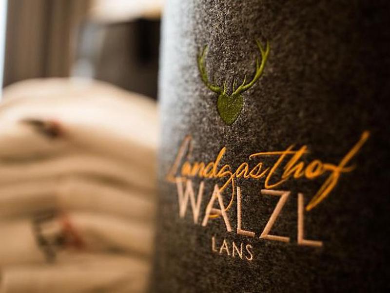 0176991979889BCA1B1215B6A31FBFF7