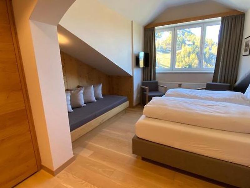 0E762BEA8C0C33AE7E1A84AE01FD6796