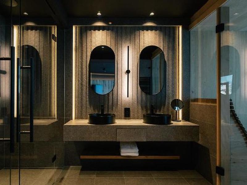 0F7593F5F9EC18D1B46B0397AB7D9920