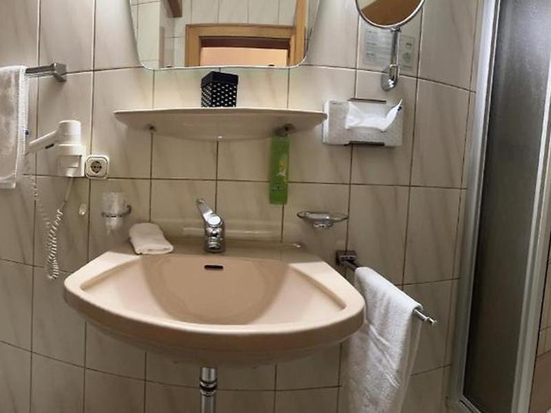 18C6B8EFED234D90CCB7B5E57E498CC2