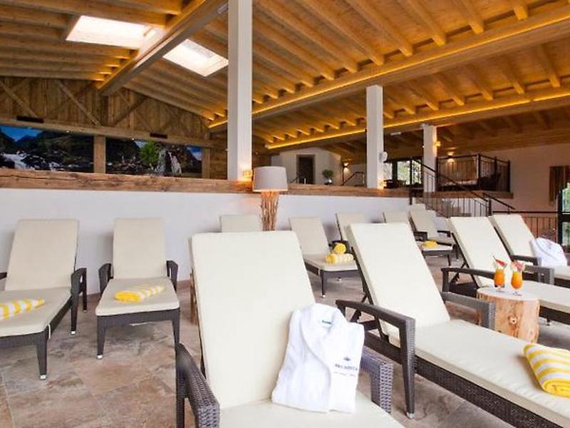 1FF24F431AA7C15DC22A8E754B0A948C