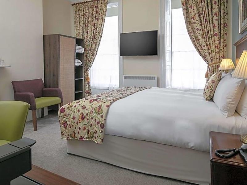 B0AE0376FF356849EAE7BCCF7F05A0E8