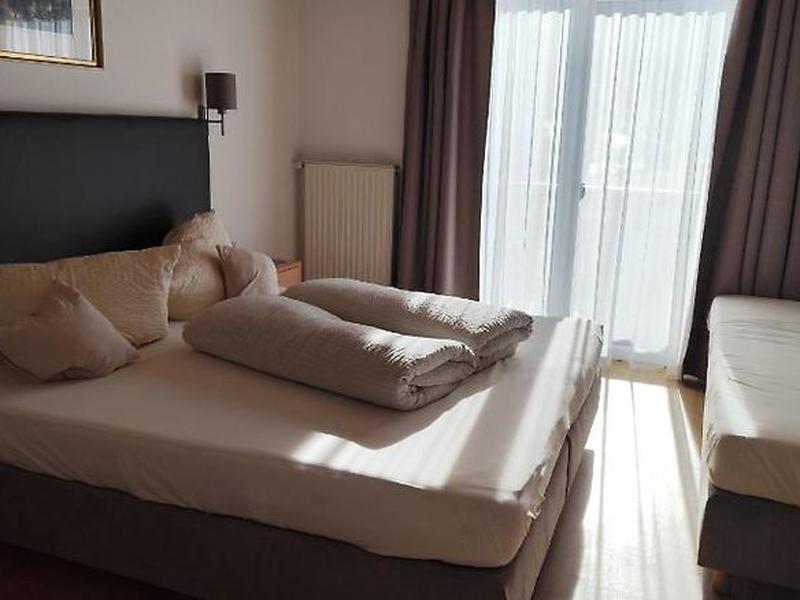 698CBF944E36D422A446A2E7F2E34446