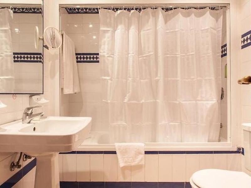 33905CD3232DC599D3622C67A760726F