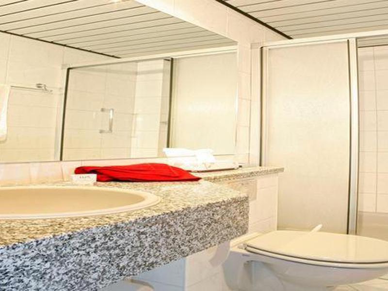 CD725D987EF5CE4CFB77603171445C11