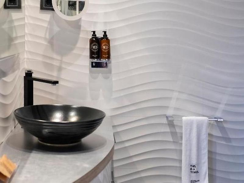 388F4F3ED2DA6102F2BFFC168080F210