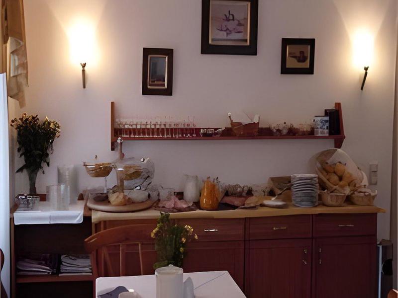 56D8DD5B2C6E374599F53BD3358414BB