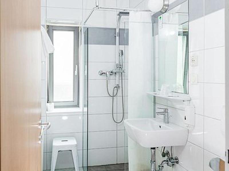 C38EB3D9A211C3E1B920B281E2C55B60