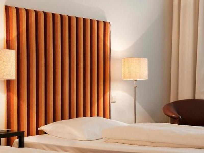 F7098C297ABCB10060FDA38C18C686C4