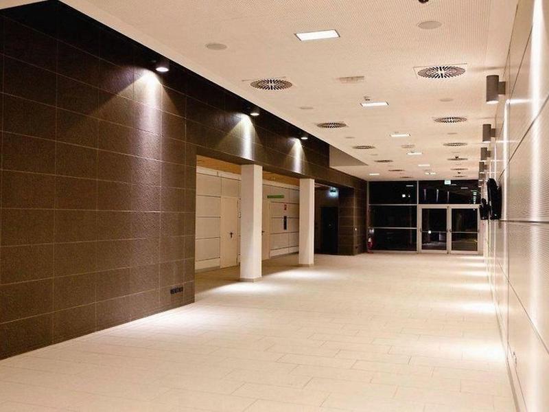 DB9336AAC00A76F5AACF999D74F33955