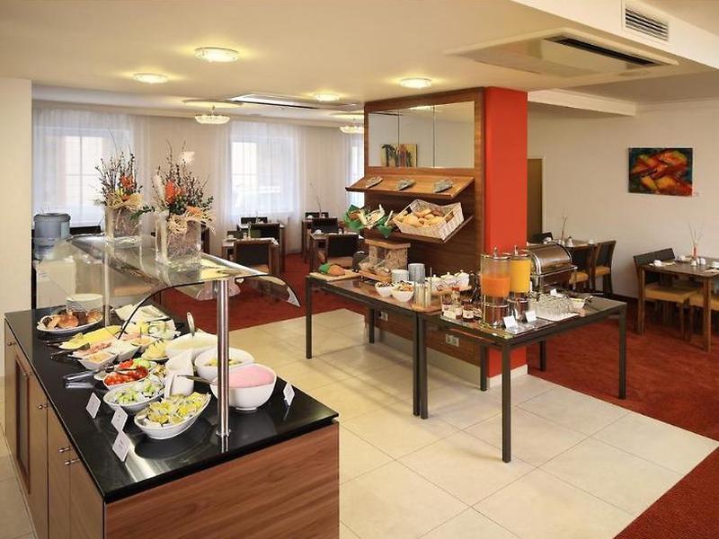 2402784221B59AFB33521628EF418779