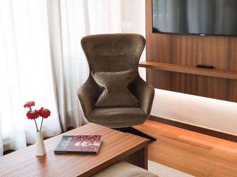 1799BAC97578D4A42E155B522C301392