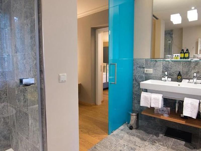 D69A1DB2C797A2EFEA12B50B85FC0847