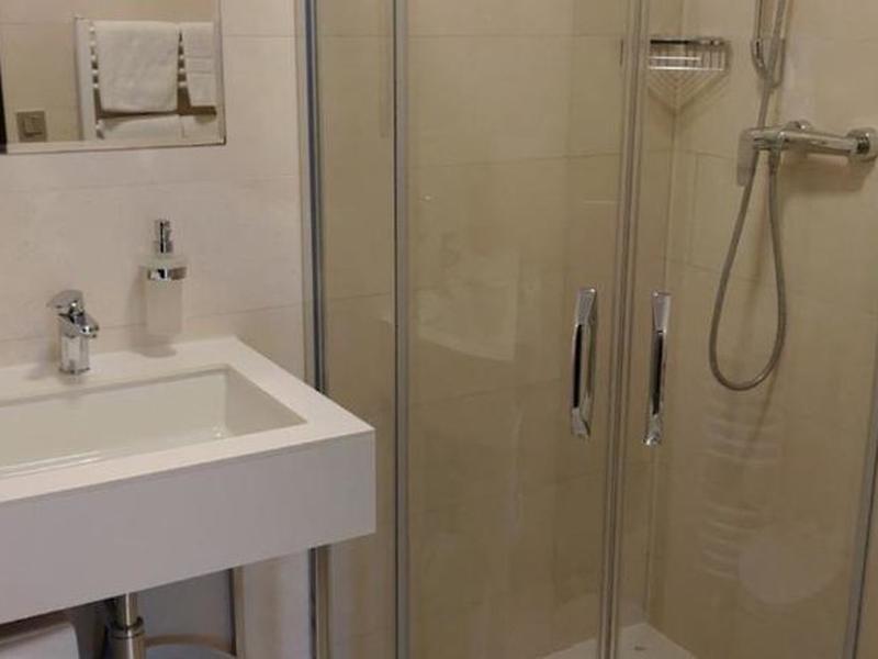 327D9DDC5879C84100CAFA63BE6DFCC4