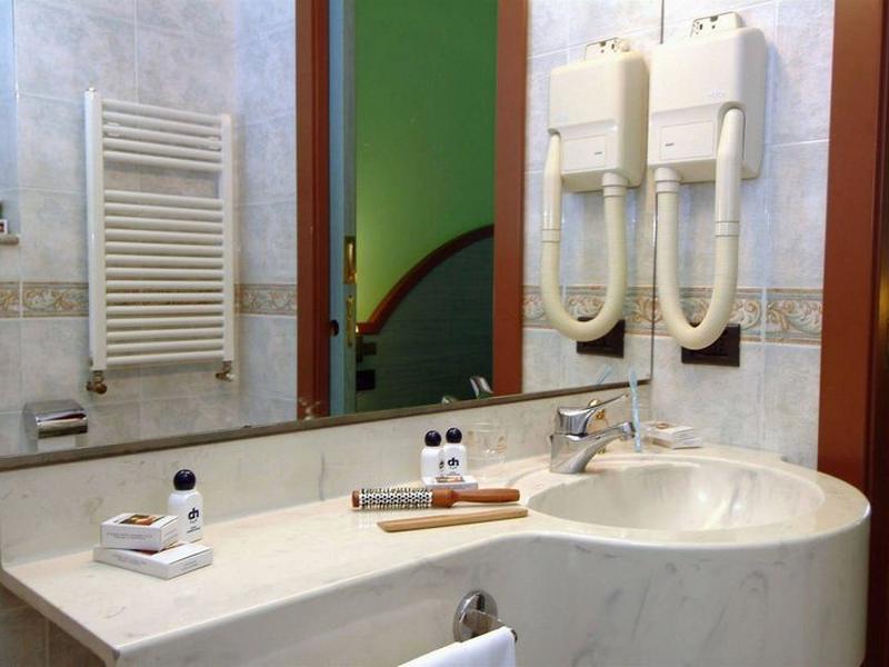 4612153FD62E8F1933F9AD19C0681E91