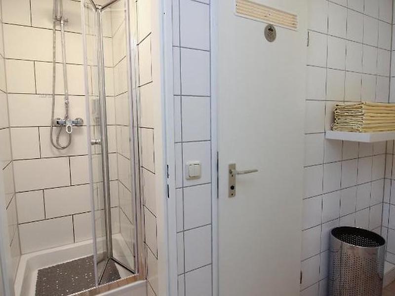 83B523E00E29676E3879910770A3B911