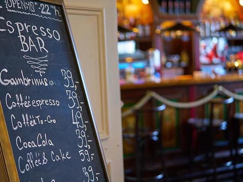 142FA51A759B2B88E4F7796379705E41