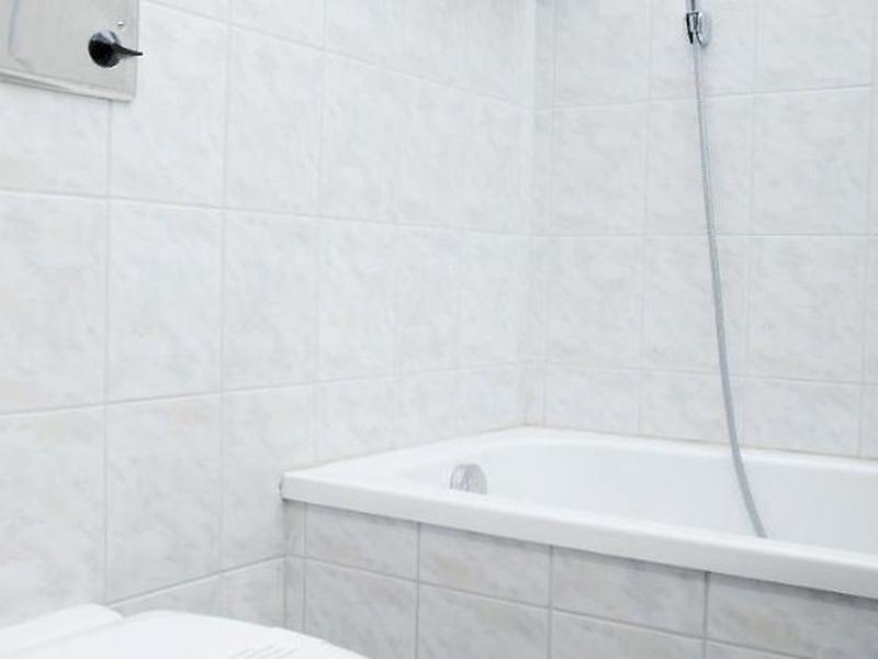 2774A7E76C5EDA1769C4243173891A19