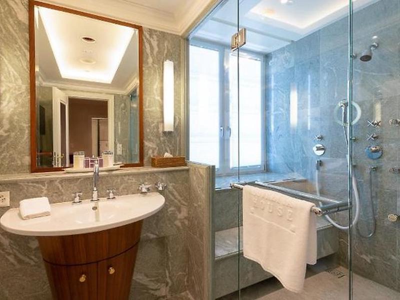 DF12603315B67241B7379ADB658F9A7C