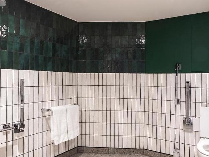 A936C969D3BEB5430C52AEBD41443404