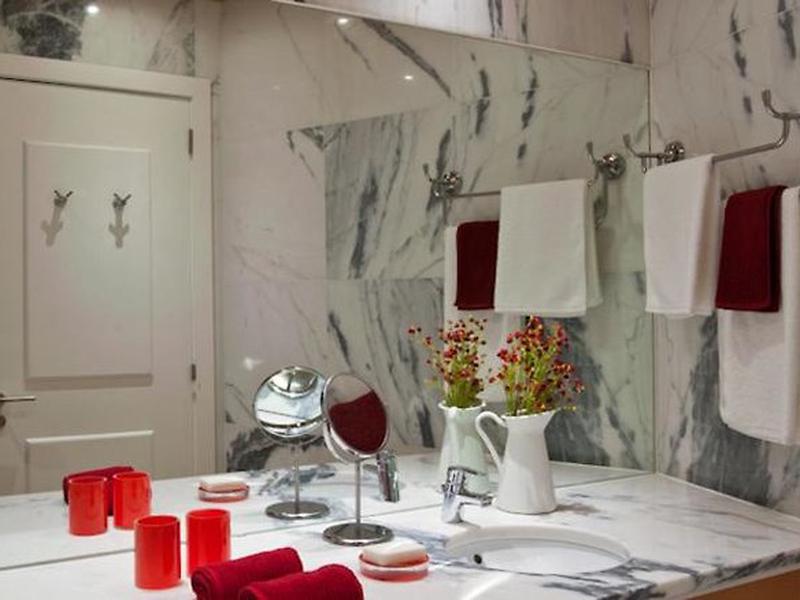 32EF42C5CC581119106784E91C32046D