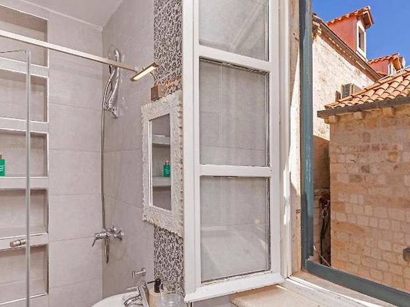 A490987F1E7FCCDA7A94EB8DCD2D5926