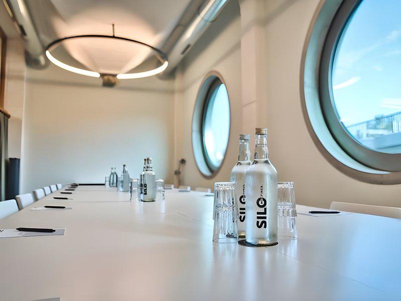 990C2E543103FE9F23FAD4023810DB0D