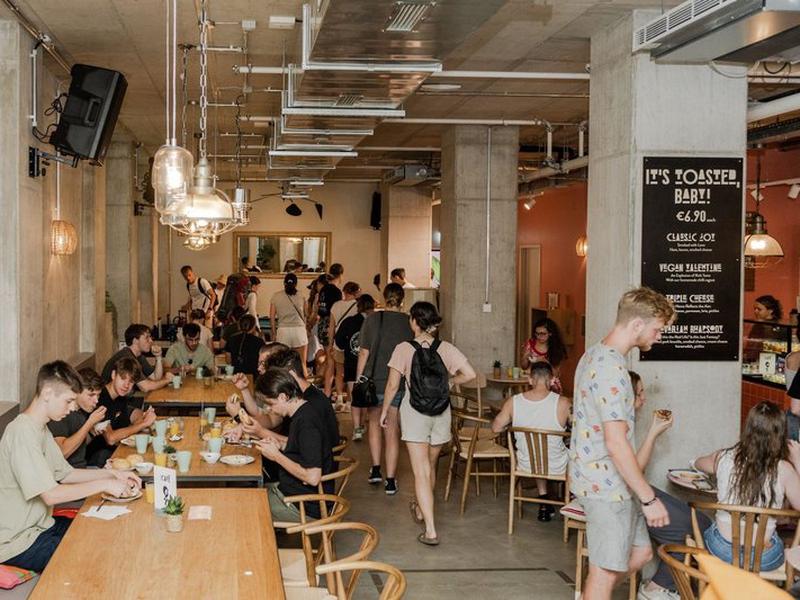 E33BD805FCEC96EA5B52457050BE4B99