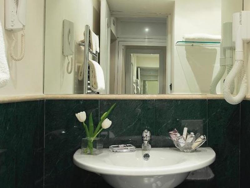 4EF10F36311D148E23CDEBE52517B580